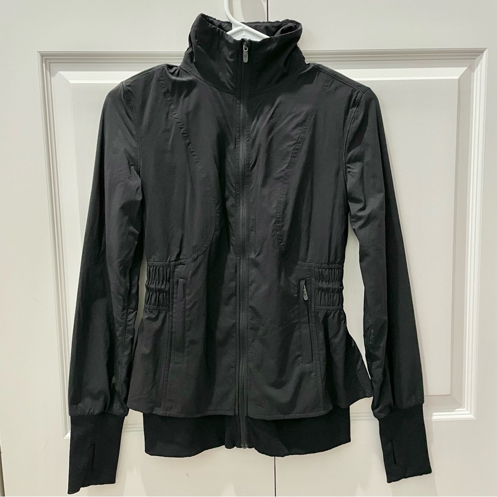 Lululemon Black running  Jacket with cinched waist